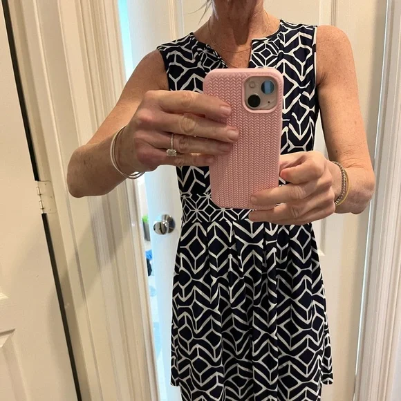 JUDE CONNALLY - blue and white dress - small - Picture 11 of 11